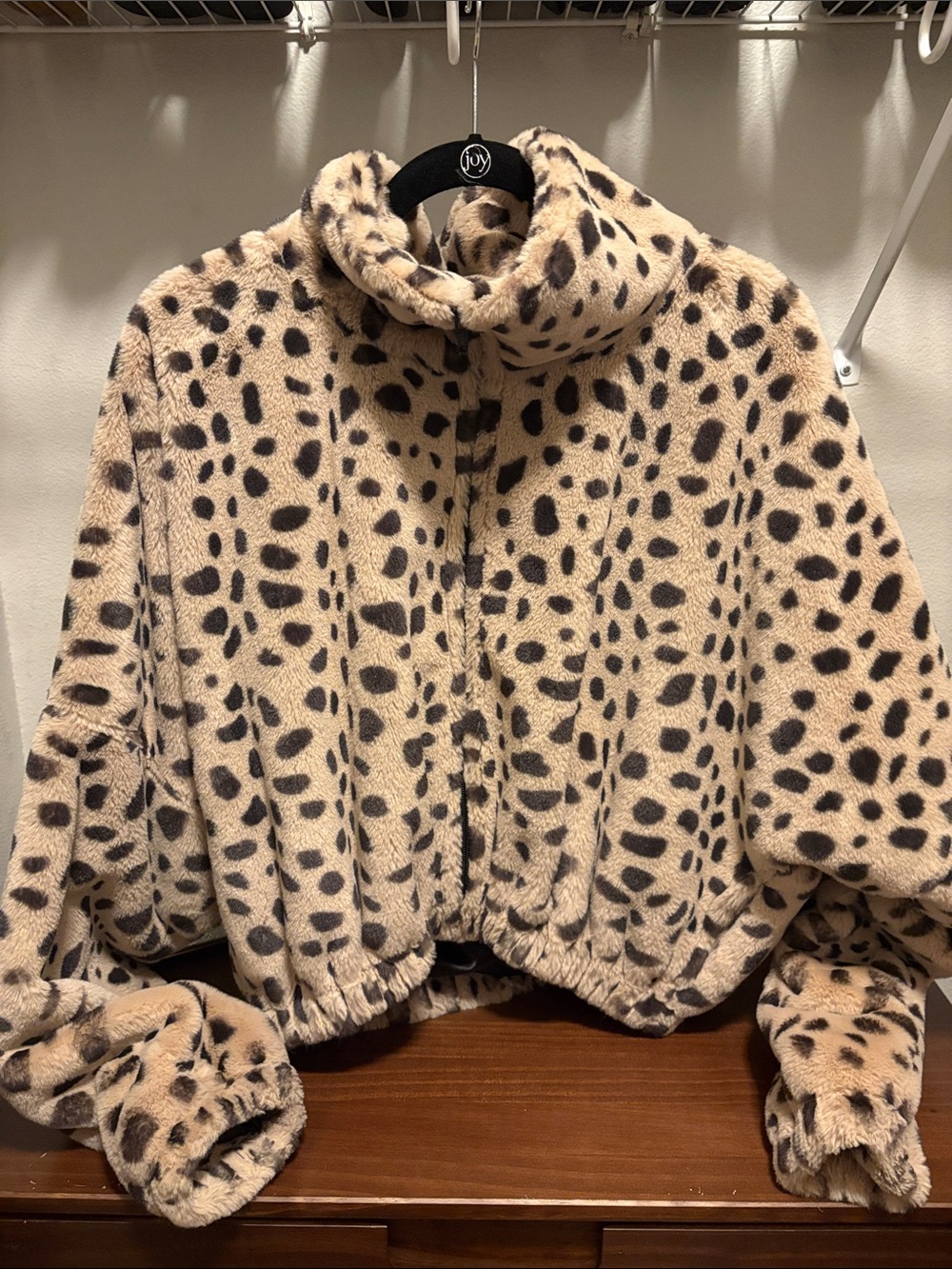 Cozy Animal-Print Faux Fur Bomber Jacket - Beige/Black